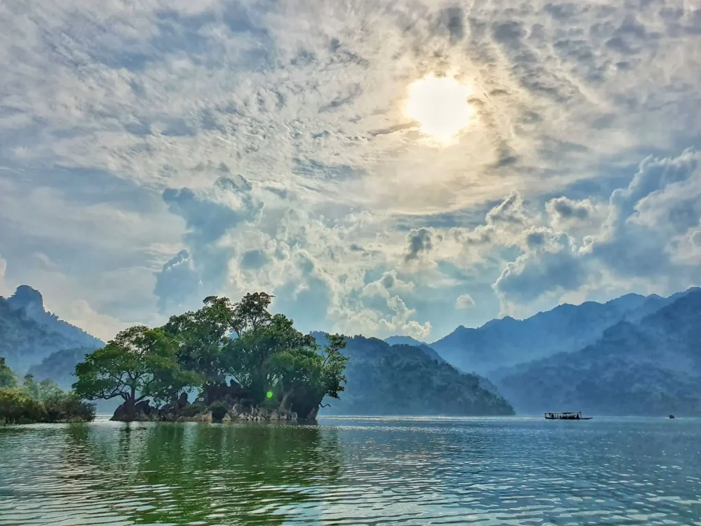 Ba Be Lake 3 days / 2nights Private tour