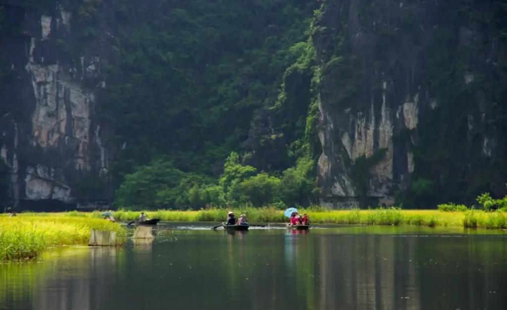 Private Tour – Ha Noi City Tour,  Ha Long Bay – Ninh Binh – Ha Noi -Sapa