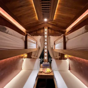 Ha Noi to Lao Cai tourist train